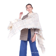 2017 nuevas señoras del diseño bufanda hecha punto / chales al por mayor en existencia